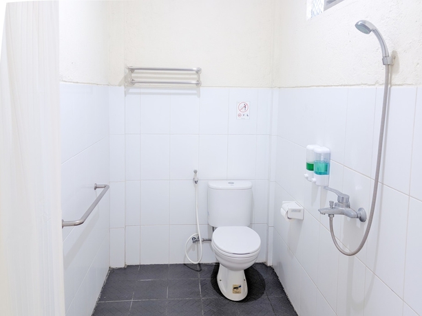 Imagen de la habitación del Hotel Griya Jagadhaya. Foto 13