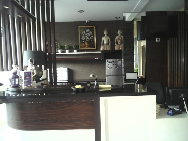 Imagen de los interiores del Hotel Griya Nendra. Foto 12