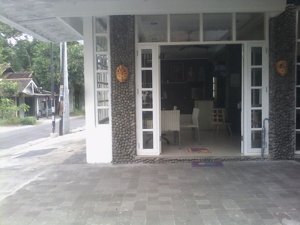 Imagen de los interiores del Hotel Griya Nendra. Foto 14