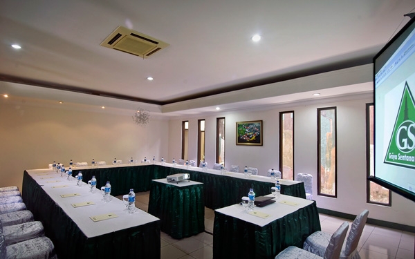 Imagen de los interiores del Hotel Griya Sentana Jogjakarta. Foto 6