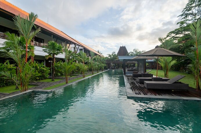 Imagen general del Hotel Griya Shanti Suites. Foto 4