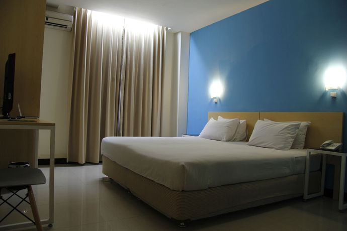 Imagen de la habitación del Hotel Griya Sintesa. Foto 7