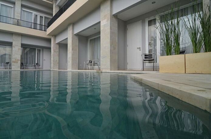 Imagen general del Hotel Griya Sunset Kuta. Foto 8