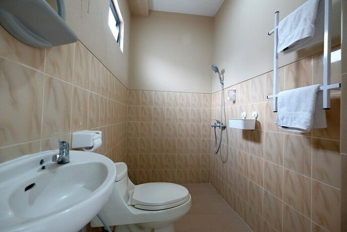 Imagen de la habitación del Hotel Griya Wijaya. Foto 31