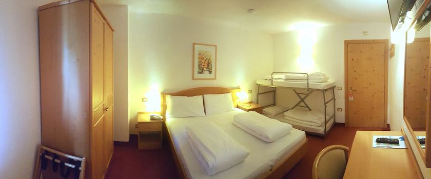 Imagen de la habitación del Hotel Grizzly. Foto 16