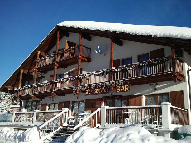 Imagen general del Hotel Grizzly, Fondo Piccolo. Foto 1