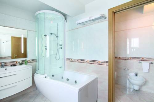 Imagen de la habitación del Hotel Grohmann. Foto 8