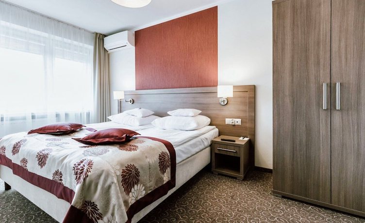 Imagen de la habitación del Hotel Gromada Pila. Foto 3
