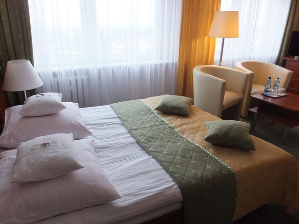Imagen de la habitación del Hotel Gromada Pila. Foto 4