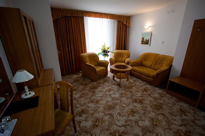 Imagen de los interiores del Hotel Gromada Warszawa Centrum. Foto 9