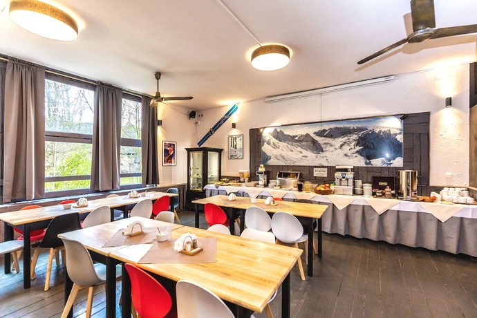 Imagen del bar/restaurante del Hotel Gromada Zakopane. Foto 5