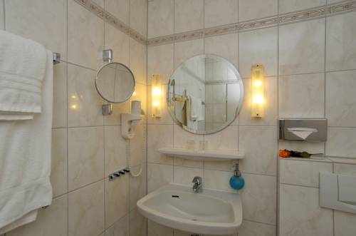 Imagen de la habitación del Hotel Gronauer Tannenhof. Foto 2