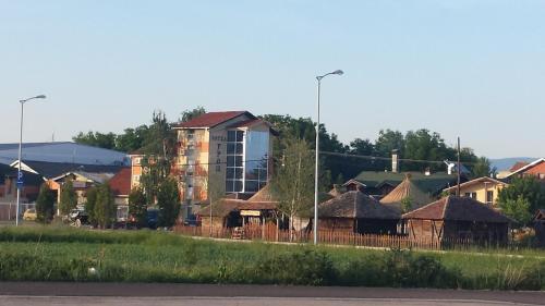 Imagen general del Hotel Gros - Leskovac. Foto 1