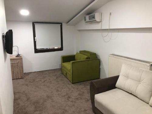 Imagen general del Hotel Gros - Leskovac. Foto 4
