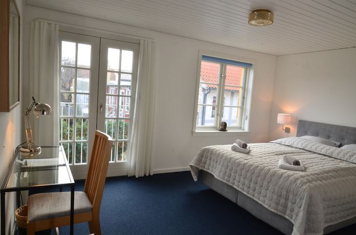 Imagen de la habitación del Hotel Gr&oslash;nbechs, Allinge-Sandvig. Foto 12