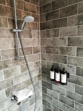 Imagen de la habitación del Hotel Gr&oslash;nbechs, Allinge-Sandvig. Foto 19