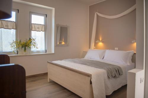 Imagen de la habitación del Hotel Grotta Palazzese Beach, Polignano A Mare. Foto 3