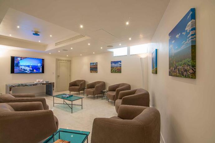 Imagen de los interiores del Hotel Grotta Palazzese. Foto 15