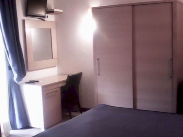 Imagen de los exteriores del Hotel Grotte. Foto 13
