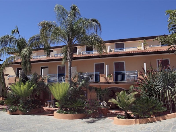 Imagen general del Hotel Grotticelle. Foto 7