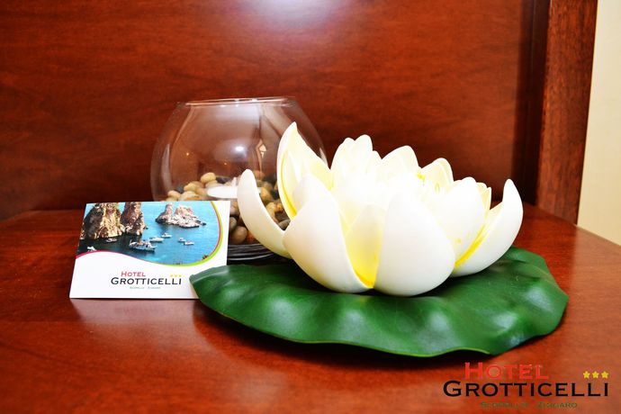 Imagen de los exteriores del Hotel Grotticelli and Resort. Foto 10