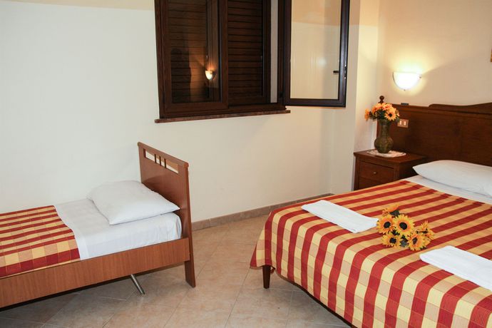 Imagen de los interiores del Hotel Grotticelli and Resort. Foto 12