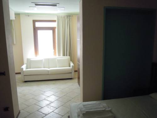 Imagen de la habitación del Hotel Grotto Bagat. Foto 16