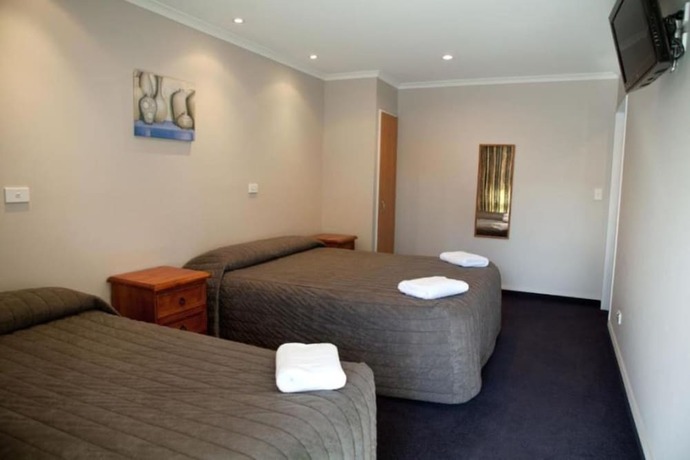 Imagen de la habitación del Hotel Grove Park Motor Lodge. Foto 16