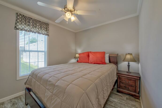 Imagen de la habitación del Hotel Grove Ridge RV Resort. Foto 19