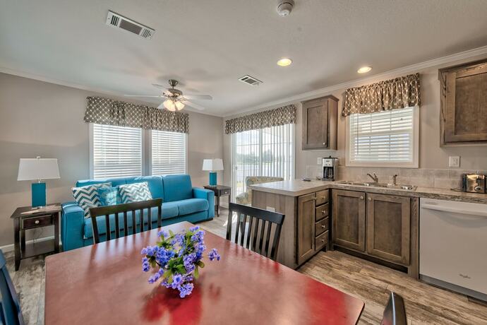 Imagen de la habitación del Hotel Grove Ridge RV Resort. Foto 20