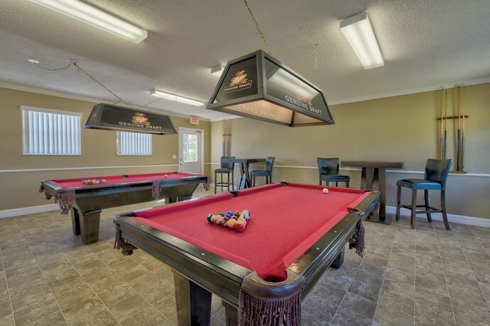 Imagen general del Hotel Grove Ridge RV Resort. Foto 12