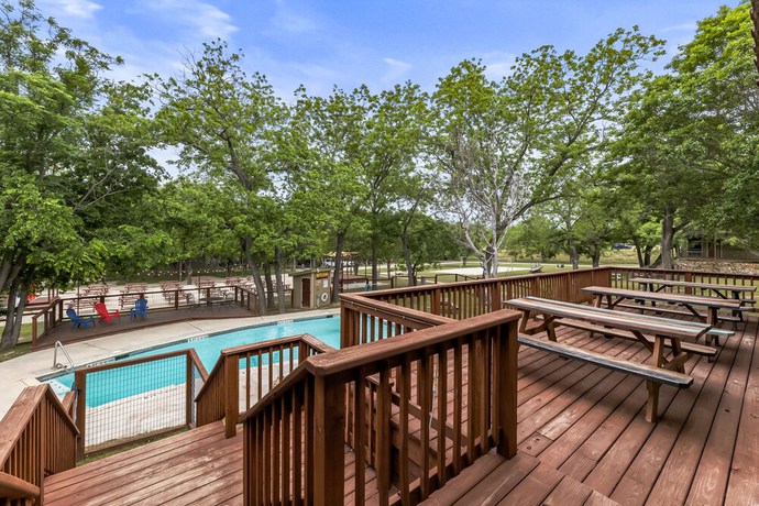 Imagen general del Hotel Gruene Outpost River Lodge. Foto 1