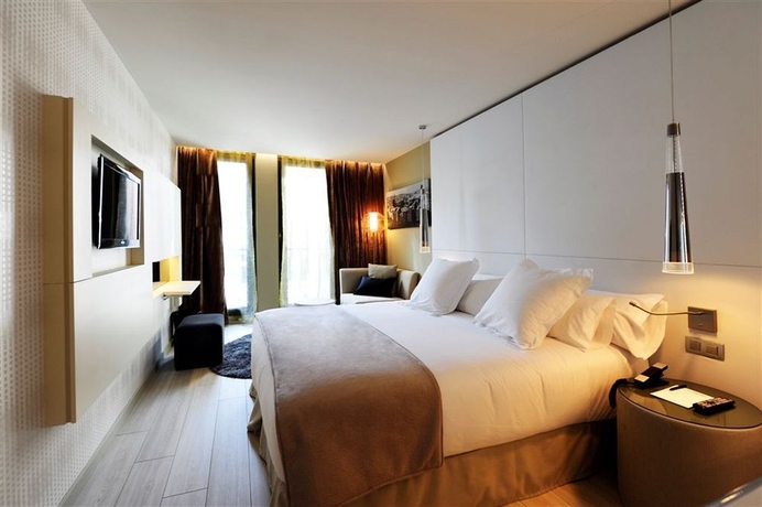 Imagen de la habitación del Hotel Grums and Spa. Foto 8