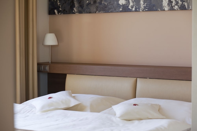 Imagen de la habitación del Hotel Grund Resort Golf and Ski. Foto 8