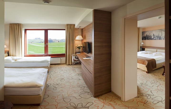 Imagen de la habitación del Hotel Grund Resort Golf and Ski. Foto 11