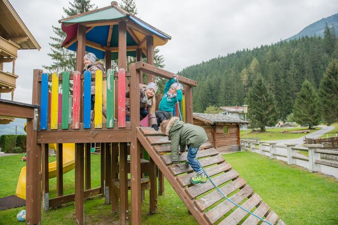 Imagen de los exteriores del Hotel Grundlhof. Foto 16