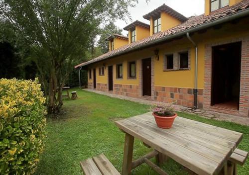 Imagen de los exteriores del Hotel Grupo Hoteles La Pasera. Foto 8