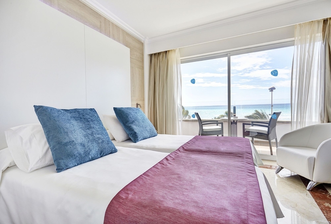 Imagen de la habitación del Hotel Grupotel Acapulco Playa - Adults Only. Foto 4