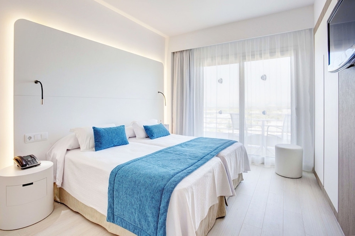 Imagen de la habitación del Hotel Grupotel Farrutx. Foto 5