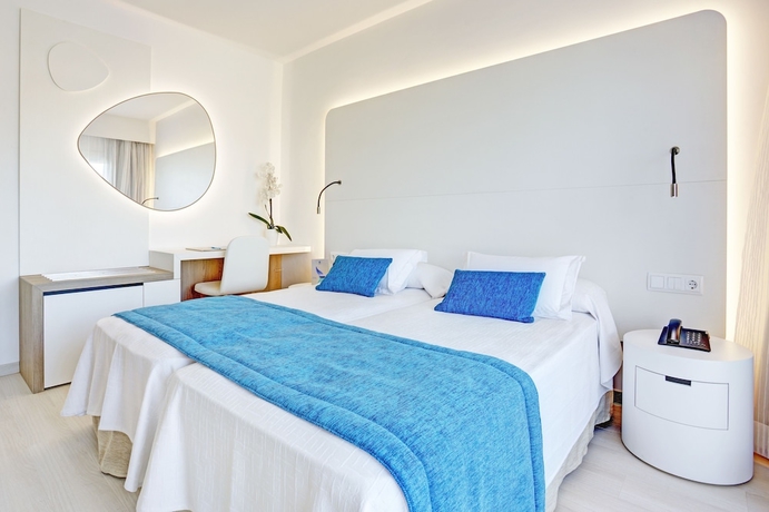 Imagen de la habitación del Hotel Grupotel Farrutx. Foto 7