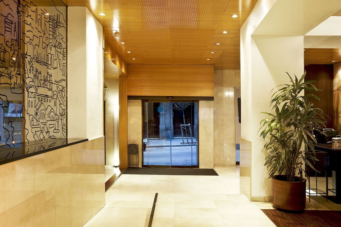 Imagen de los interiores del Hotel Grupotel Gravina. Foto 11