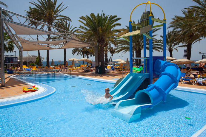 Imagen de la piscina del Hotel Grupotel Las Pitas. Foto 20