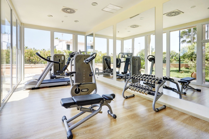 Imagen de los interiores del Hotel Grupotel Macarella Suites and Spa. Foto 13