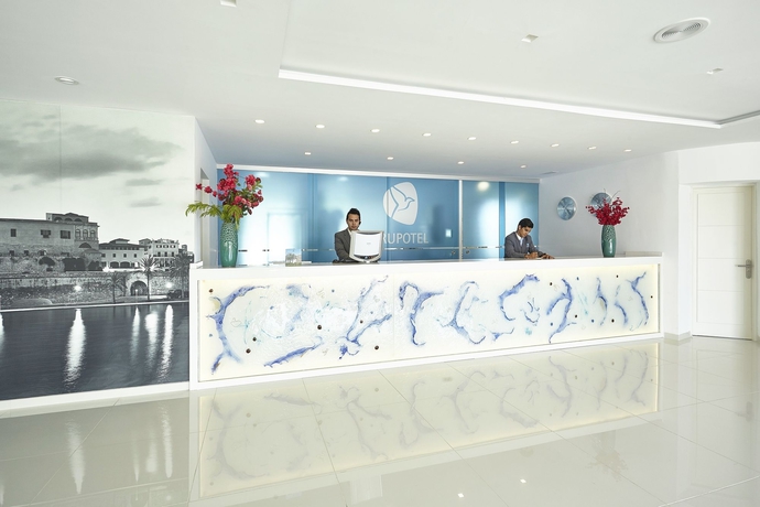 Imagen de los interiores del Hotel Grupotel Maritimo. Foto 12