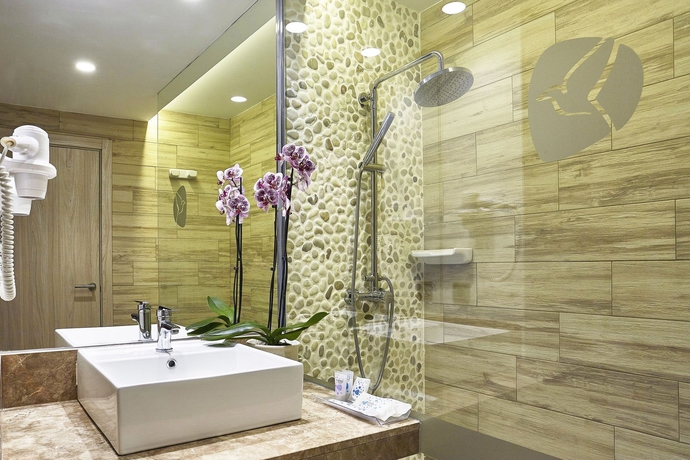 Imagen de la habitación del Hotel Grupotel Maritimo. Foto 8