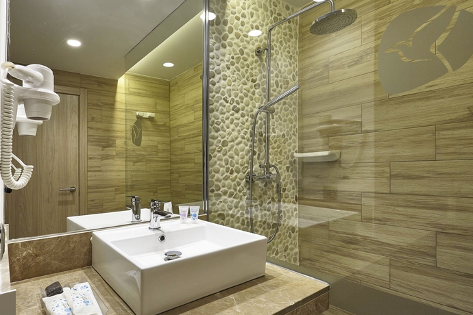 Imagen de la habitación del Hotel Grupotel Maritimo. Foto 9