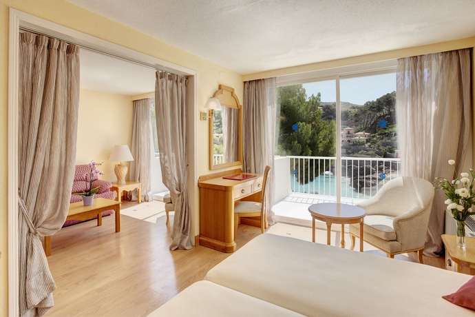 Imagen de la habitación del Hotel Grupotel Molins. Foto 8