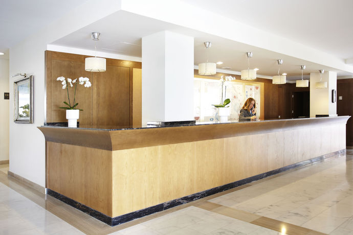 Imagen de los interiores del Hotel Grupotel Montecarlo. Foto 12