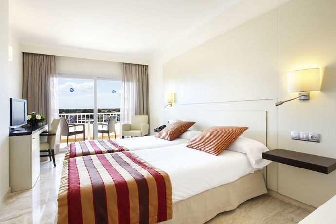 Imagen de la habitación del Hotel Grupotel Montecarlo. Foto 8