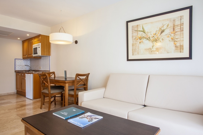 Imagen de la habitación del Hotel Grupotel Nilo and Spa. Foto 10